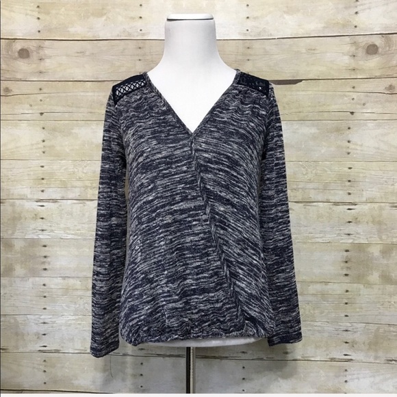 Maurices marled knit cut-out lace trim mock wrap XS top - Picture 2 of 9